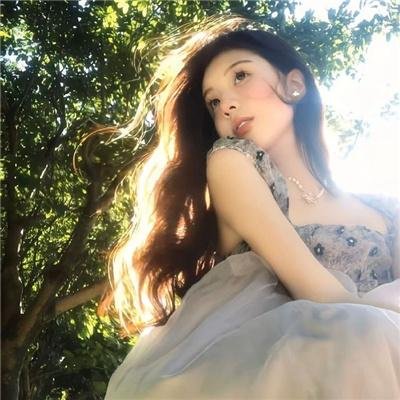 凸槌俏女警